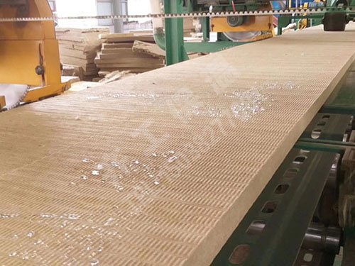 巖棉保溫板施工需要注意什么？